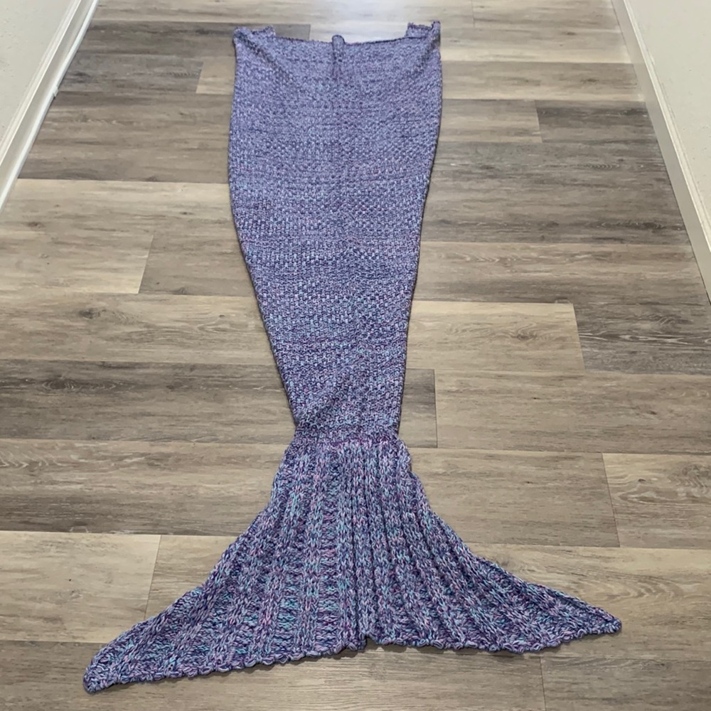 Mermaid tail blanket